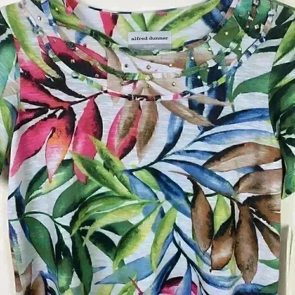🆕NWT Alfred Dunner Tropical Top With Beade… - Picture 3 of 5